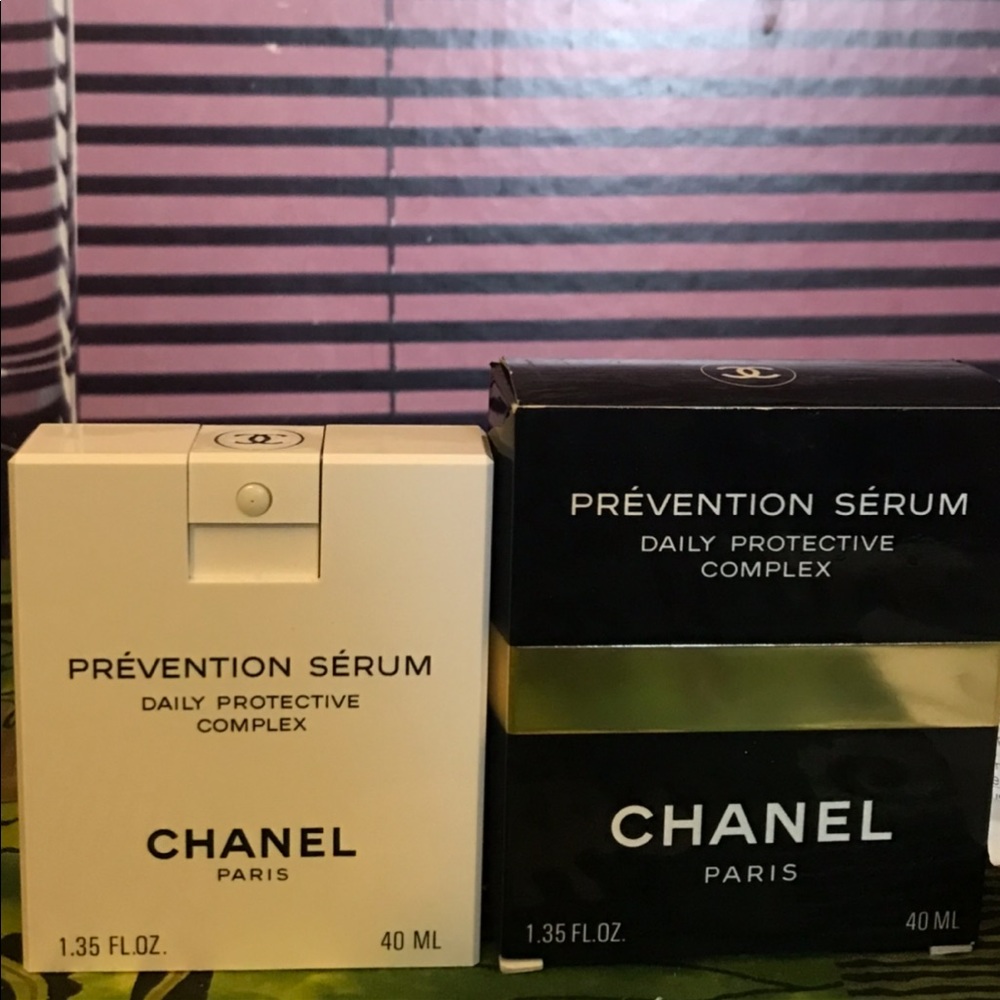 New authentic Chanel Daily Preventive Complex